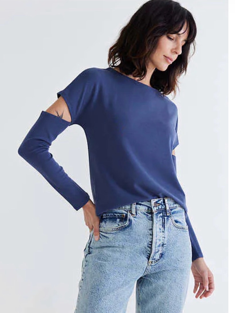 Ruti Breakaway Cut Out Top in Dark Denim